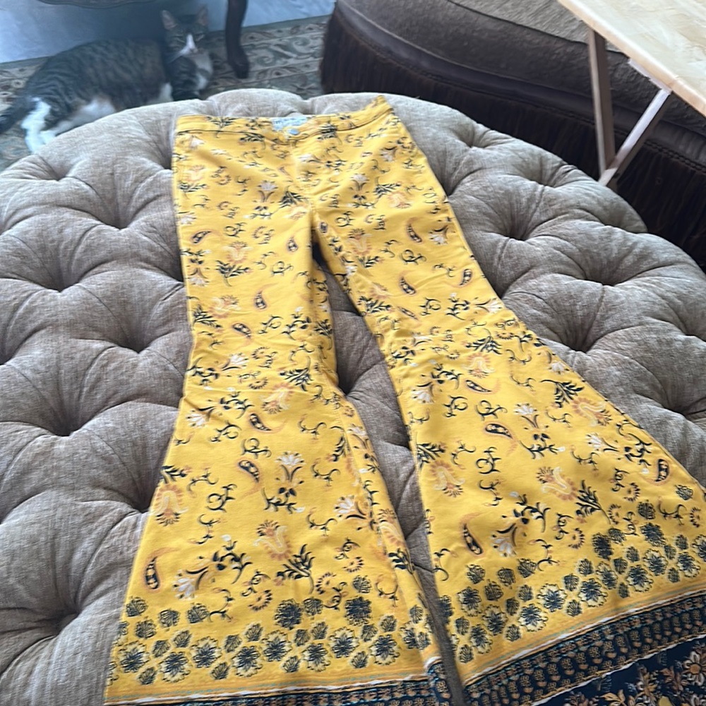 Free people float on Big Bell Jeans